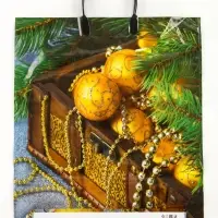 Пакет "Новогодние сокровища", полиэтиленовый с пластиковой ручкой, 38х45 см, 90 мкм