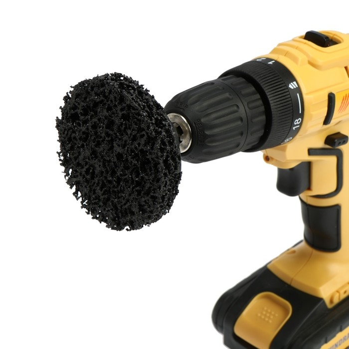 Круг коралловый по металлу ТУНДРА, для шлифовки и полировки, для дрели, М8, 75 мм, 2 шт. Круг коралловый по металлу ТУНДРА, для шлифовки и полировки, для дрели, М8, 75 мм, 2 шт.