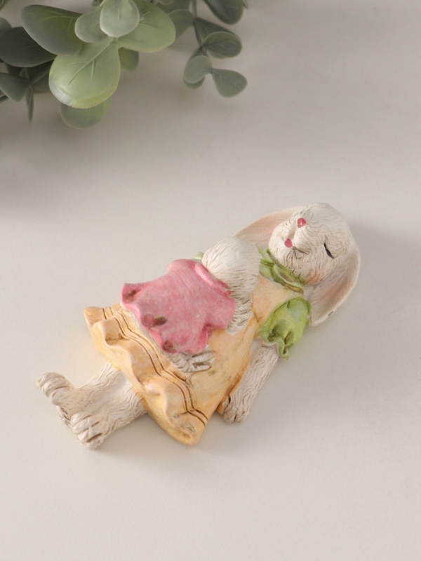 Сувенир полистоун "Зайка и цыплёнок - здоровый сон" 11х5х4 см