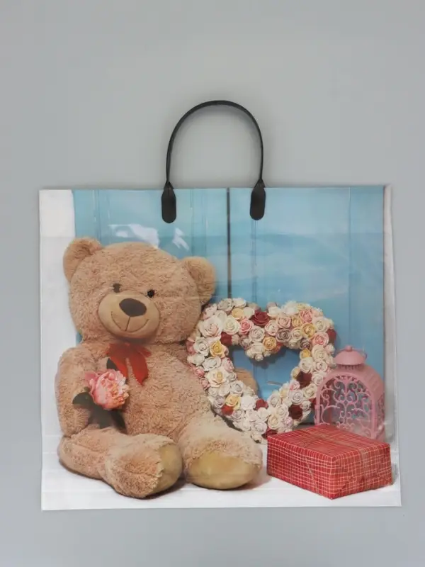 Пакет "Претти", полиэтиленовый с пластиковой ручкой, 38 х 34 + 3 см, 90 мкм