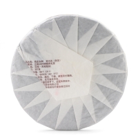 Чай китайский "Шу Пуэр Дерево Иу", уезд Мэнхай, 2018 г, блин, 357 г Чай китайский "Шу Пуэр Дерево Иу", уезд Мэнхай, 2018 г, блин, 357 г