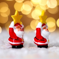 Новый год! Миниатюра кукольная &laquo;Дед Мороз со звездой&raquo;, набор 2 шт., размер 1 шт. &mdash; 3,7 &times; 2,3 см