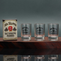 Подарочный набор &laquo;На удачу. Настоящему мужику&raquo;, рюмки и карты