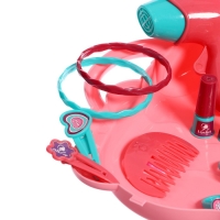 Игровой набор &laquo;Модница&raquo; в чемоданчике, 18 предметов