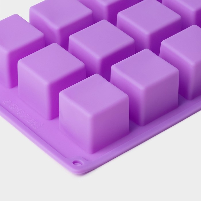 Форма для выпечки Доляна &laquo;Фигуры.Куб&raquo;, силикон, 26&times;15&times;3,2 см, 15 ячеек (3,4&times;3,4см), цвет фиолетовый