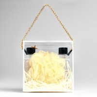 Новогодний подарочный набор косметики &laquo;Новый год у ворот&raquo; для душа и ванны, золотая серия