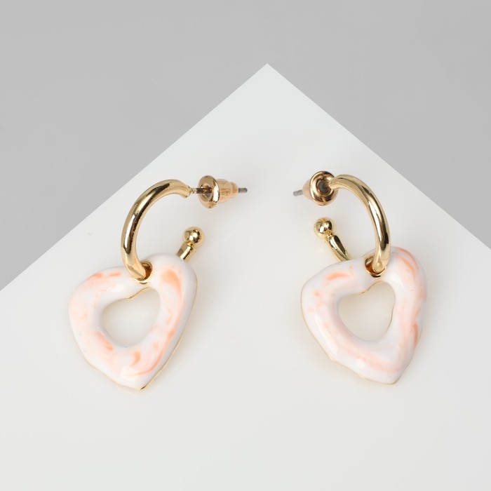 Серьги эмаль &laquo;Сердце&raquo; разводы, цвет бело-розовый в золоте