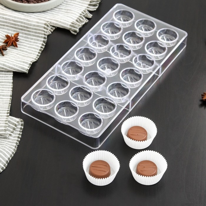 Форма для конфет и шоколада KONFINETTA &laquo;Шаффл&raquo;, 27,5&times;17,5&times;2,5 см, 21 ячейка 3&times;3&times;1 см, цвет прозрачный