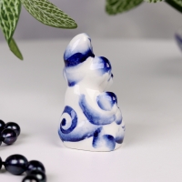Сувенир гжель &laquo;Обезьянка с мешком&raquo;, бело-синий,керамика,