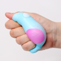 Мялка &laquo;Лапка&raquo; с пастой, цвета МИКС