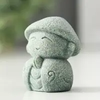 Сувенир песчаник "Маленький монах в азиатской шляпе" 3,5х4х4,5 см