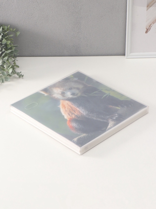 Фотоальбом магнитный 20 листов "Красная панда" кожзам, в коробке 2,6х32х33,5 см