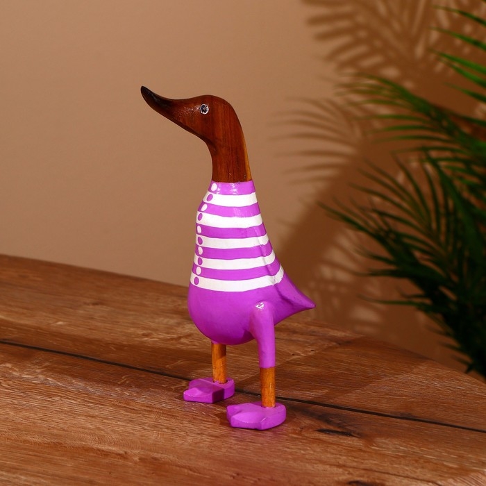 Сувенир "Утка в сиреневом" дерево 25 см