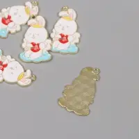 Декор для творчества металл, эмаль "Зайчик со стрелой в сердце" 2,8х1,8 см