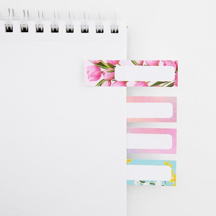 Подарочный набор в открытке &laquo;8 Марта&raquo;, стикеры 4х20 л, отрывной блок 30 л.