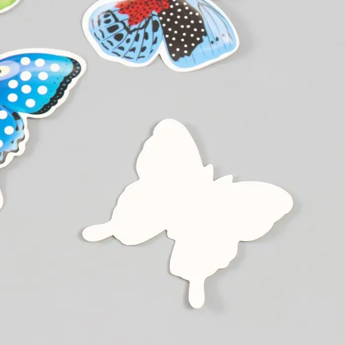 Бабочки картон "Горошек" набор 12 шт h=4-10 см