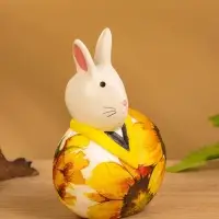 Сувенир дерево "Кролик в халате" тёмный, 10х6х12 см