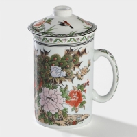 Кружка керамическая с крышкой и ситом &laquo;Цветы&raquo;, 300 мл