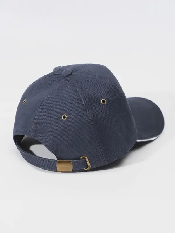 Застёжка для кепки, с люверсом, 2&times;2 см, цвет бронзовый