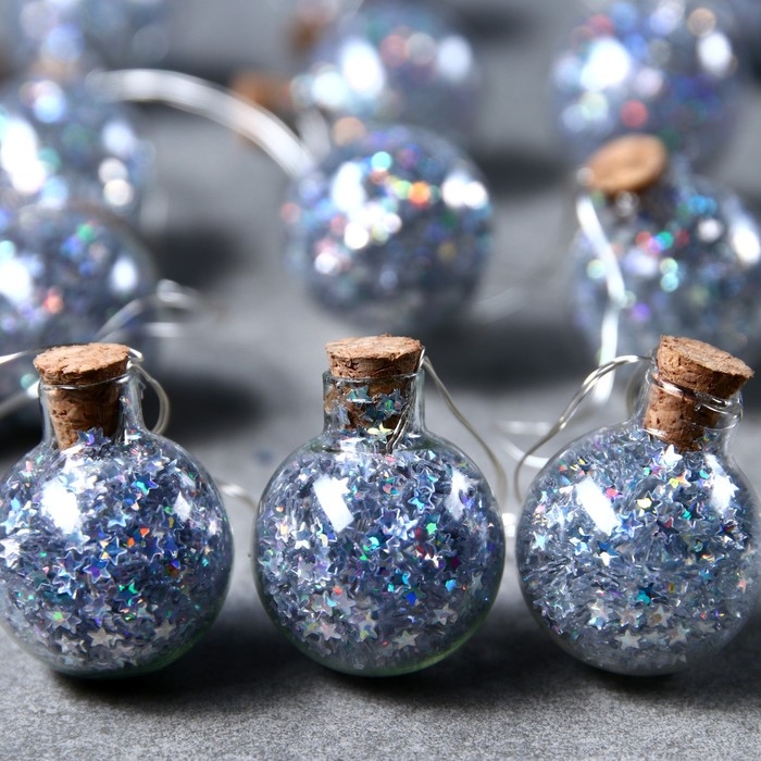 Гирлянда &laquo;Нить&raquo; 1.6 м с насадками &laquo;Шарики с серебристым конфетти&raquo;, IP20, серебристая нить, 15 LED, батарейки ААх2 (нет в комплекте), свечение белое