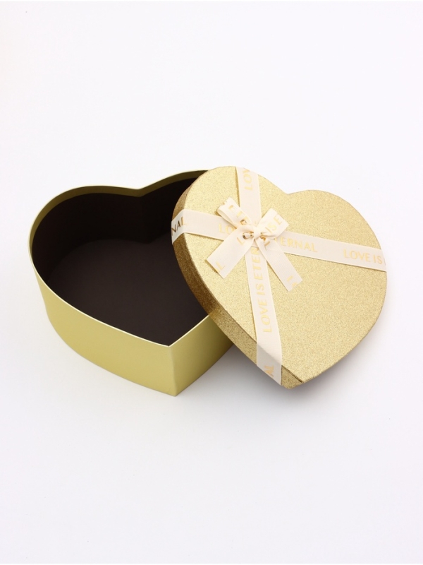 Набор коробок 3 в 1 сердца 31 х 27 х 13,3; 28 х 25 х 11,7; 26 х 23 х 10,3 см