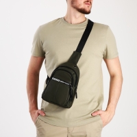 Сумка-слинг мужская из текстиля, отверстие для наушников, цвет зелёный Сумка-слинг мужская из текстиля, отверстие для наушников, цвет зелёный