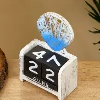 Календарь настольный "Морская ракушка" дерево 11х5х14 см, цв. бело-золотой