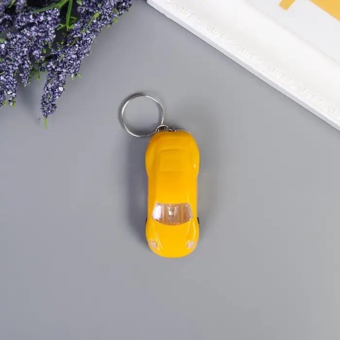 Фонарик брелок для ключей на кольце &laquo;Яркое авто&raquo;, мигает, колеса крутятся, 2.5&times;6&times;1.5 см, МИКС