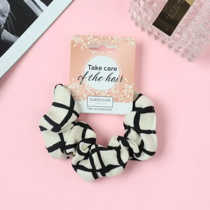 Резинка для волос "Орбита" крупная клетка, 9 см, молочно-чёрный