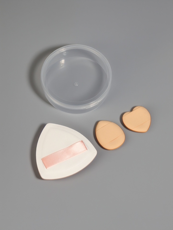 Набор спонжей д/макияжа 3шт: сердце, овал, треугол б/увел в пласт футл латекс беж пакет QF