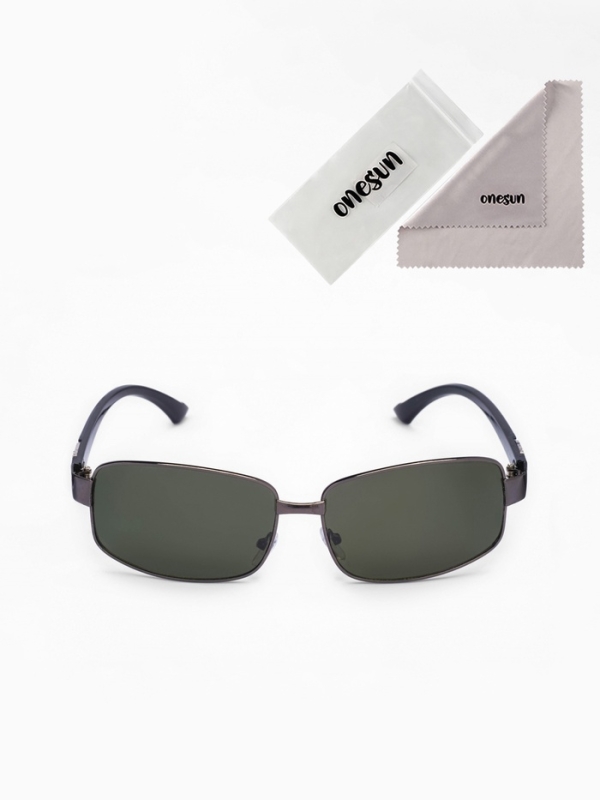 Очки солнцезащитные OneSun, дужка 12 см, ширина 14 см, 4 х 6 см, оправа и линзы чёрные