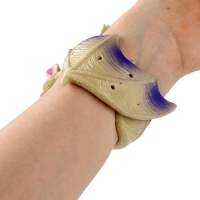 Браслет детский "Летучая мышь", цвета МИКС, на блистере Браслет детский "Летучая мышь", цвета МИКС, на блистере