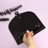 Крышка-клапан для сумки, с ручкой, на магнитной кнопке, 23 &times; 21 см, цвет чёрный/серебряный