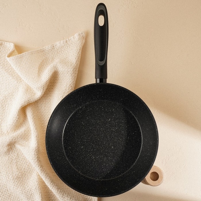 Сковорода алюминиевая с высоким бортом SL Home, d=26 см, h=7 см, антипригарное покрытие, индукция, цвет чёрный Сковорода алюминиевая с высоким бортом SL Home, d=26 см, h=7 см, антипригарное покрытие, индукция, цвет чёрный