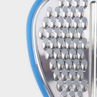 Тёрка с контейнером Доляна &laquo;Яблоко&raquo;, 20&times;15&times;4 см, цвет МИКС