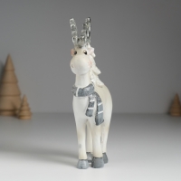 Сувенир полистоун "Олень с серебристыми рогами, с белой ёлкой на спине" 10х3х16,5 см Сувенир полистоун "Олень с серебристыми рогами, с белой ёлкой на спине" 10х3х16,5 см