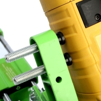 Стойка для УШМ ТУНДРА, d=100-125 мм, угловые тиски 45°, движущаяся платформа Стойка для УШМ ТУНДРА, d=100-125 мм, угловые тиски 45°, движущаяся платформа