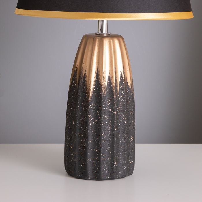 Лампа настольная "Анеле" 1х40Вт Е14 черный/золото 22х22х38см
