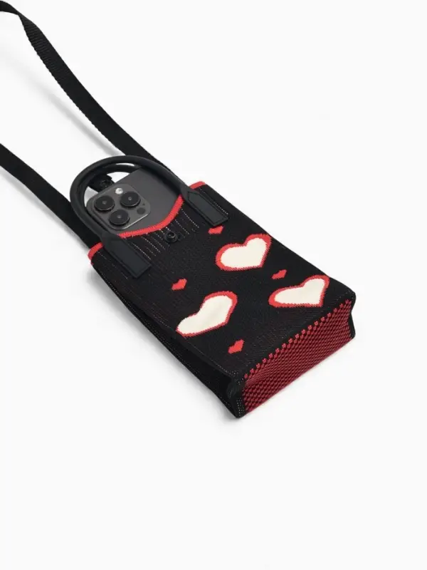 Сумка подр Сердца, 12*4*17, отд на кнопке, дл ремень, черный