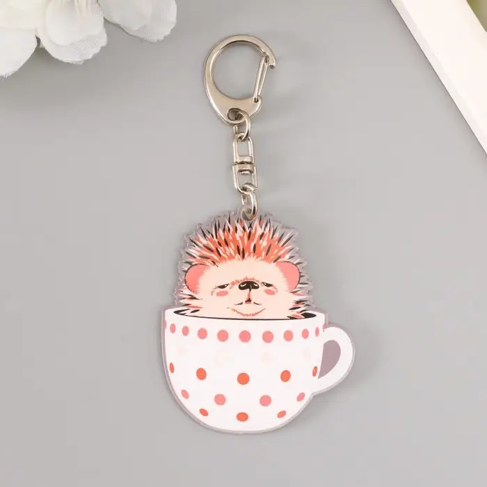 Брелок акрил "Ёжик в кружке в горошек" 4,8х5,7 см