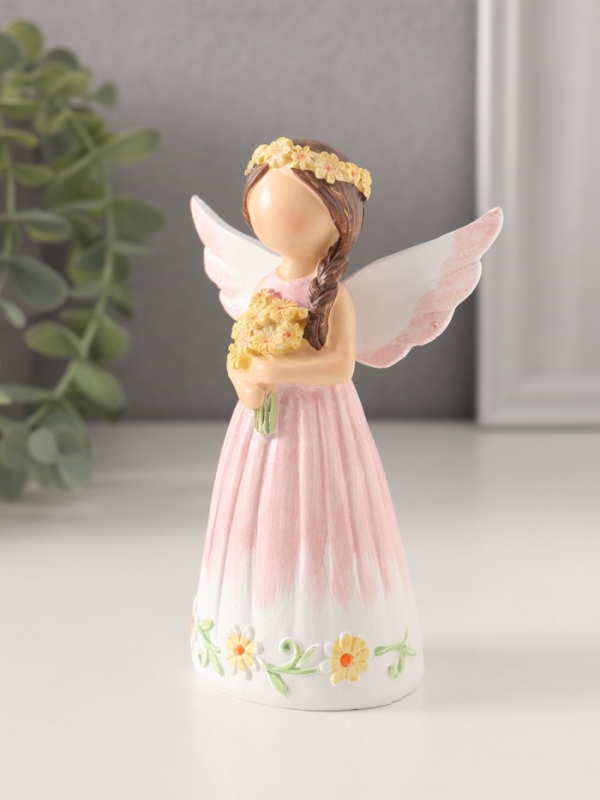 Сувенир полистоун "Девушка-ангел в розовом платье, с жёлтыми незабудками" 8х4,5х12 см