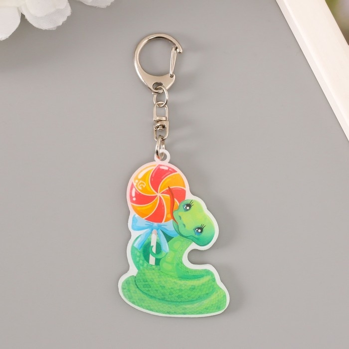 Брелок акрил Брелок акрил "Змеёныш с леденцом" 6х4,1 см