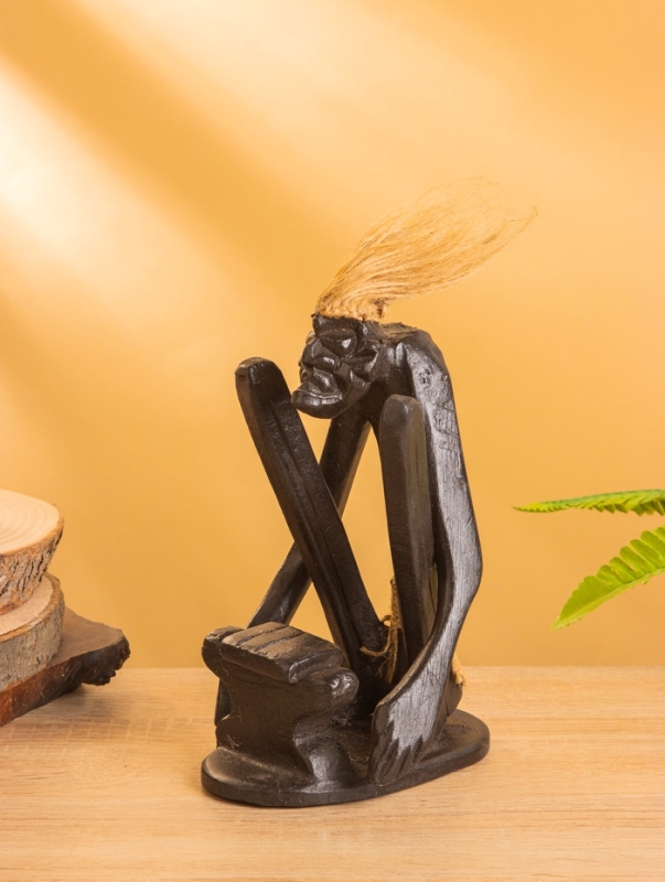 Сувенир "Абориген кузнец" дерево, 14х12х20 см