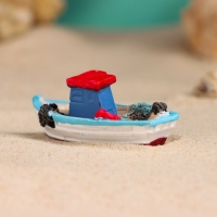 Корабль сувенирный "Рыбацкое судно" 5см, микс