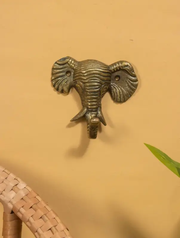 Крючок "Слон" 12х12 см