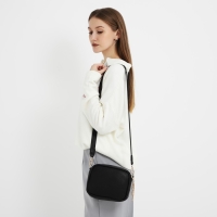 Сумка женская из искусственной кожи &laquo;чёрный&raquo;, 19х14х6 см.