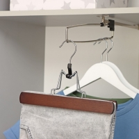 Вешалка для брюк и юбок Доляна, 25&times;16,5 см, зажим, цвет тёмное дерево