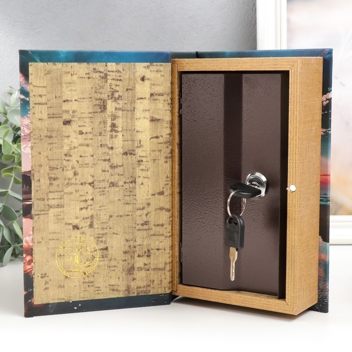 Сейф-книга дерево кожзам "Красивейший закат" 21х13х5 см