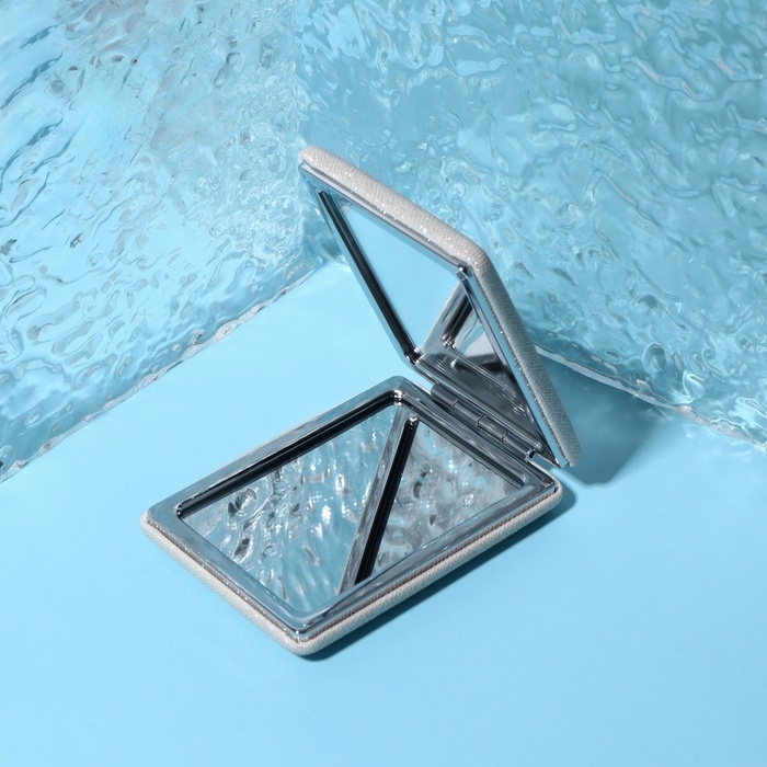 Зеркало складное &laquo;Блеск&raquo;, 6,3 &times; 8,7 &times; 1,8 см, цвет серебристый