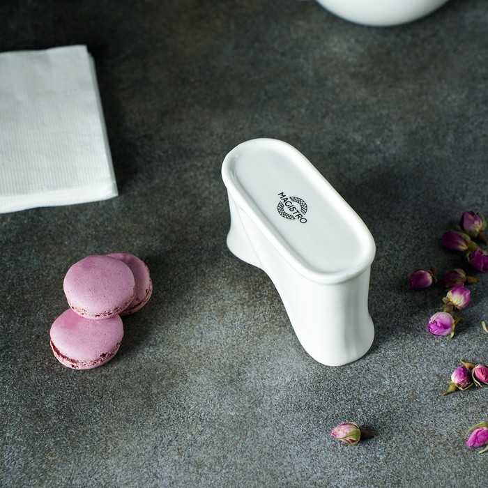 Салфетница фарфоровая Magistro &laquo;Бланш&raquo;, 11,5&times;5&times;8 см, цвет белый